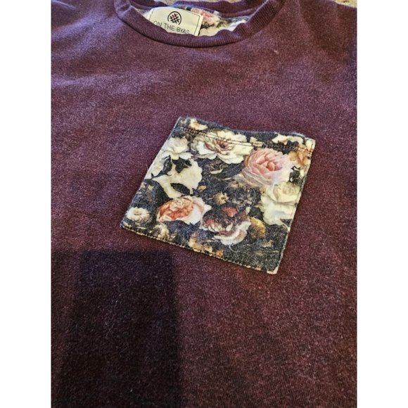 On The Byas Purple Pullover Sweatshirt Women's Size Medium - Picture 2 of 4